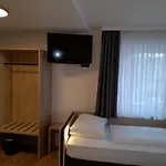 帕克酒店 3*