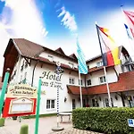 Hotel Am Park 3*